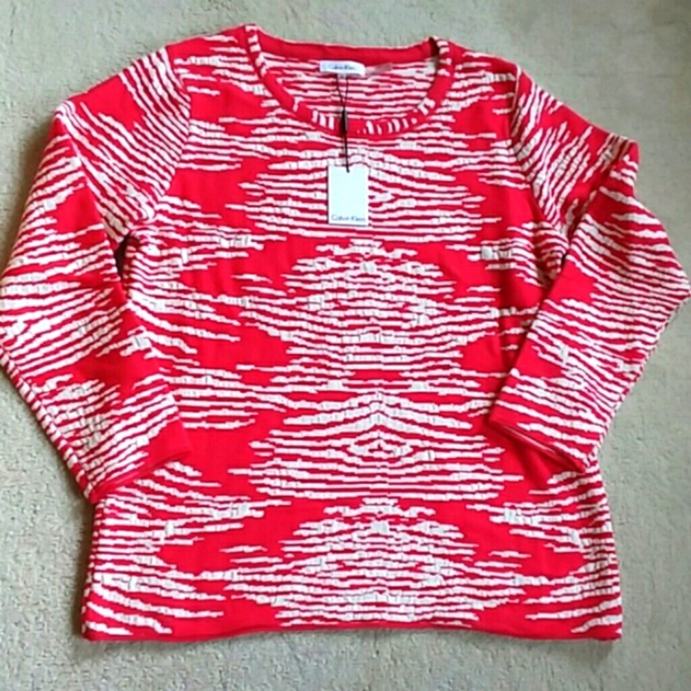 CALVIN KLEIN crew neck top NWT